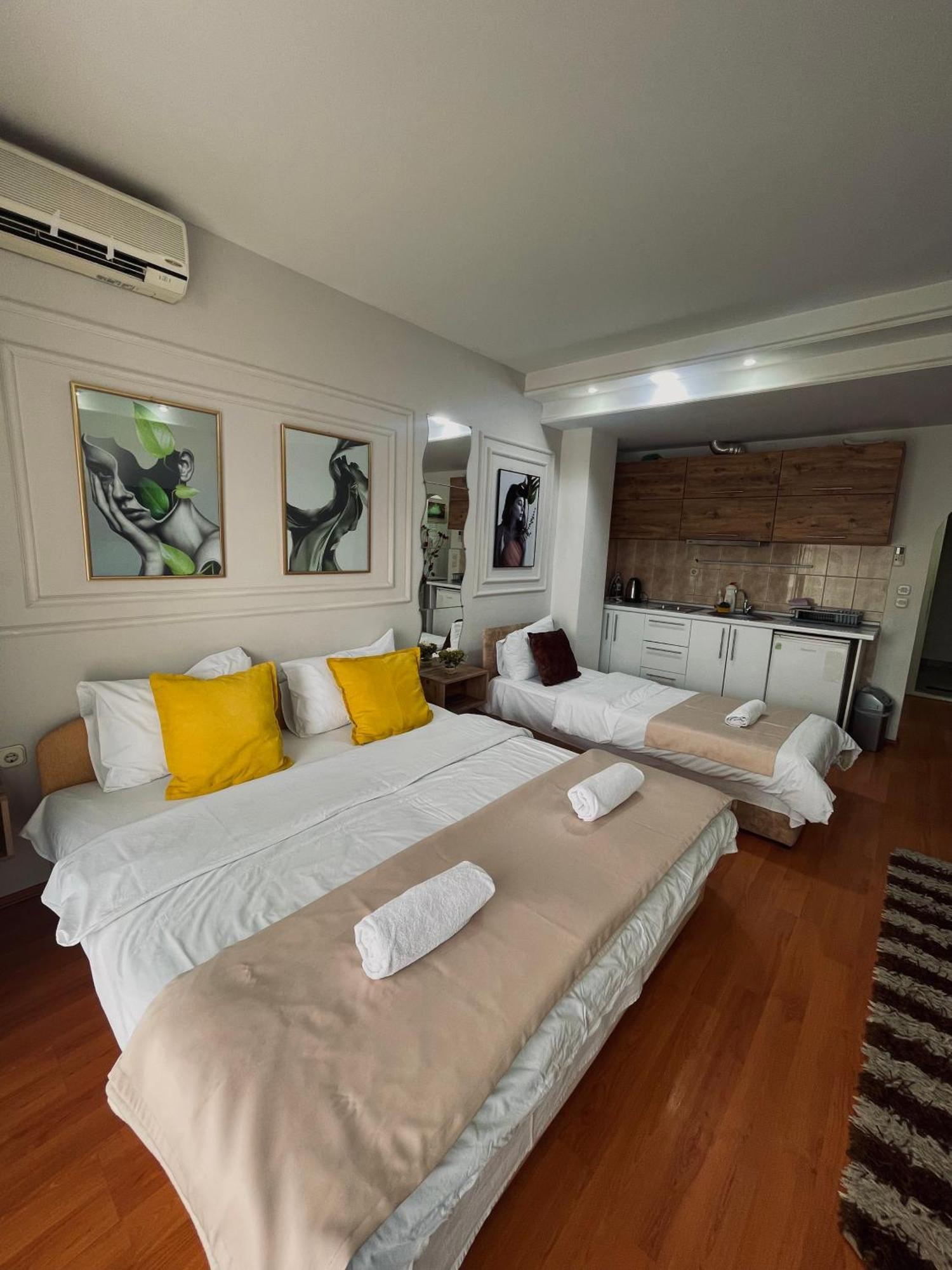 Exclusive Apartments With Lake View Ohrid Esterno foto
