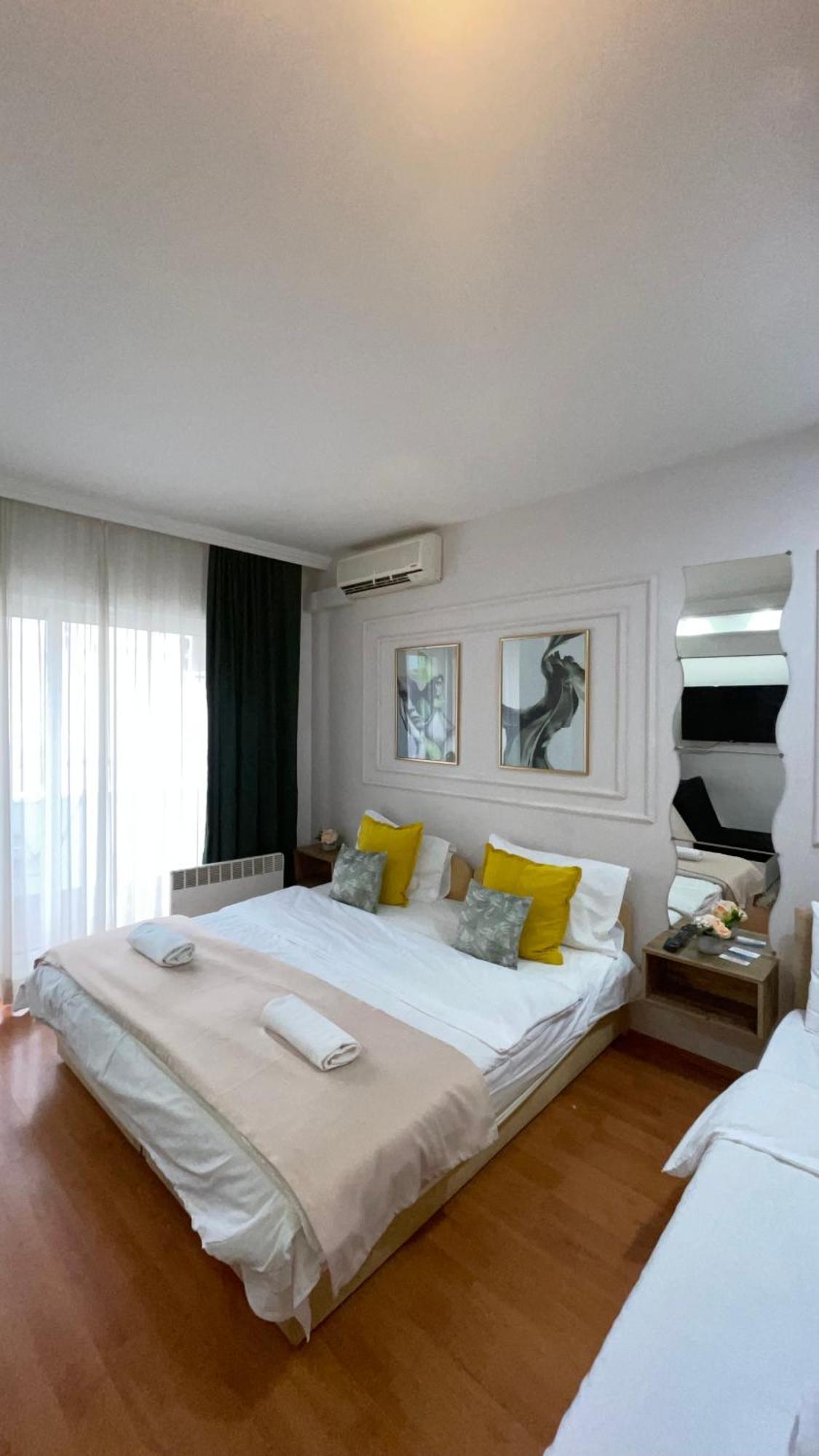 Exclusive Apartments With Lake View Ohrid Esterno foto