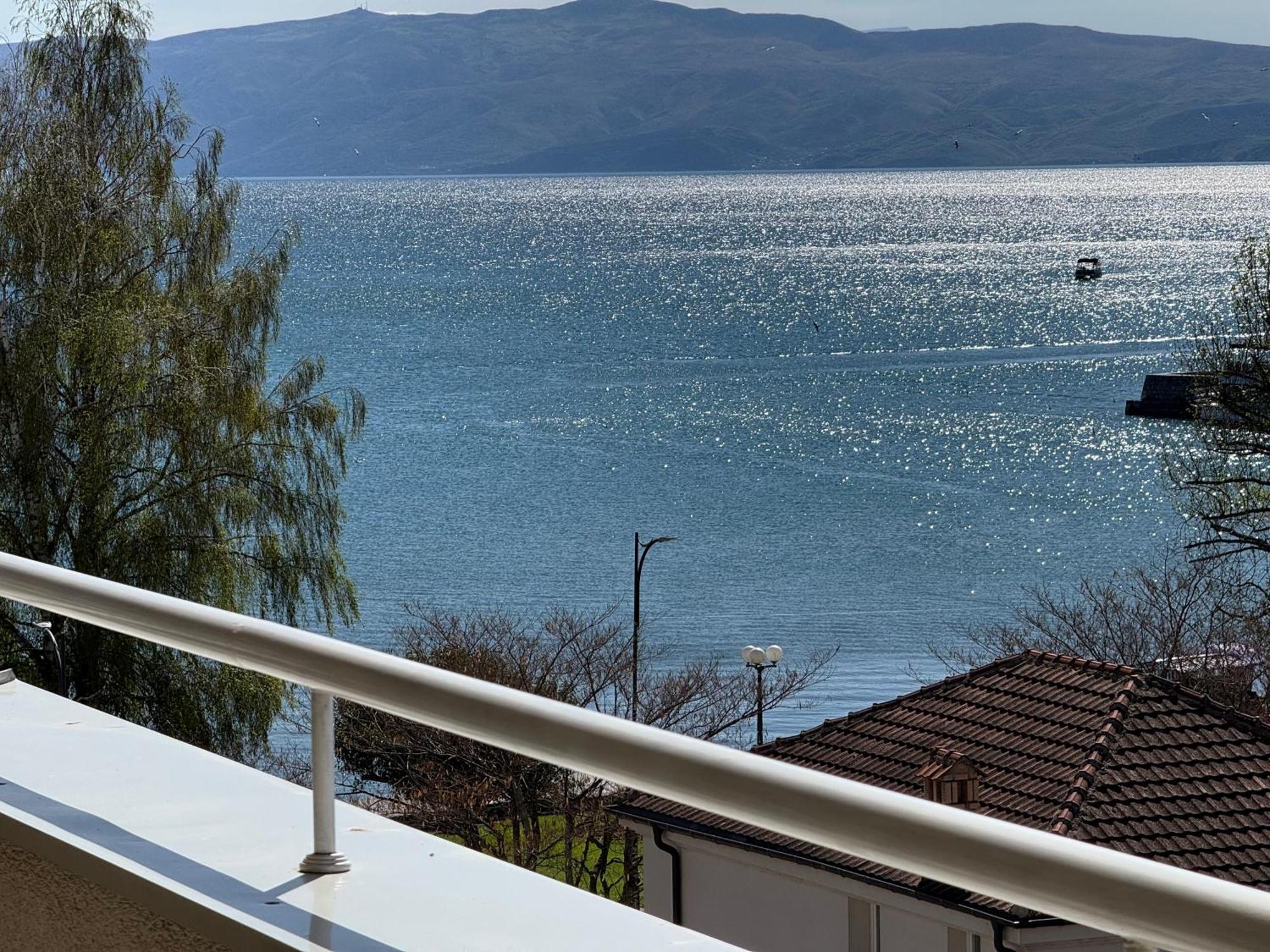 Exclusive Apartments With Lake View Ohrid Esterno foto